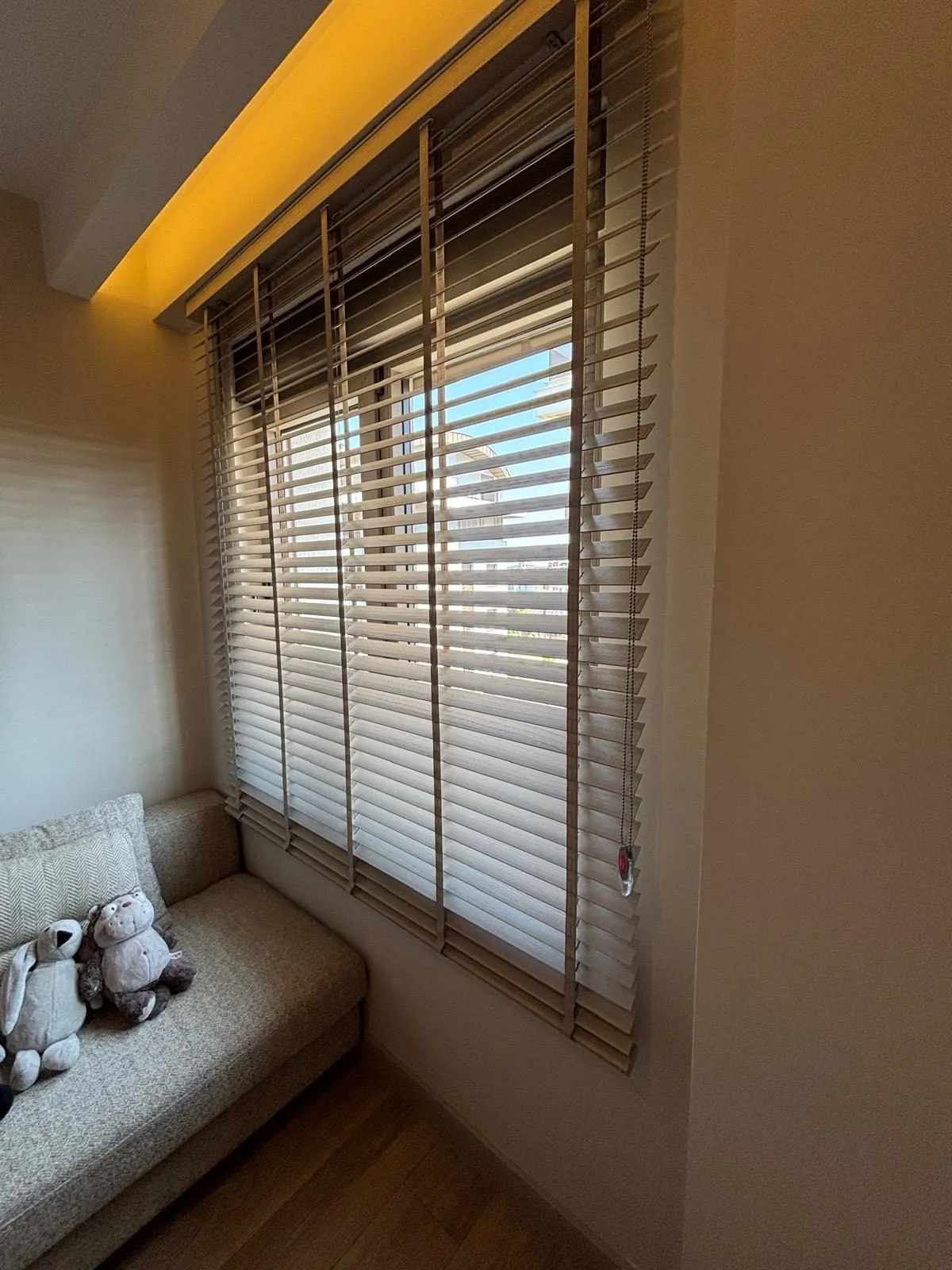 Çocuk odası — ahşap jaluzi — Pınar Perde Antalya